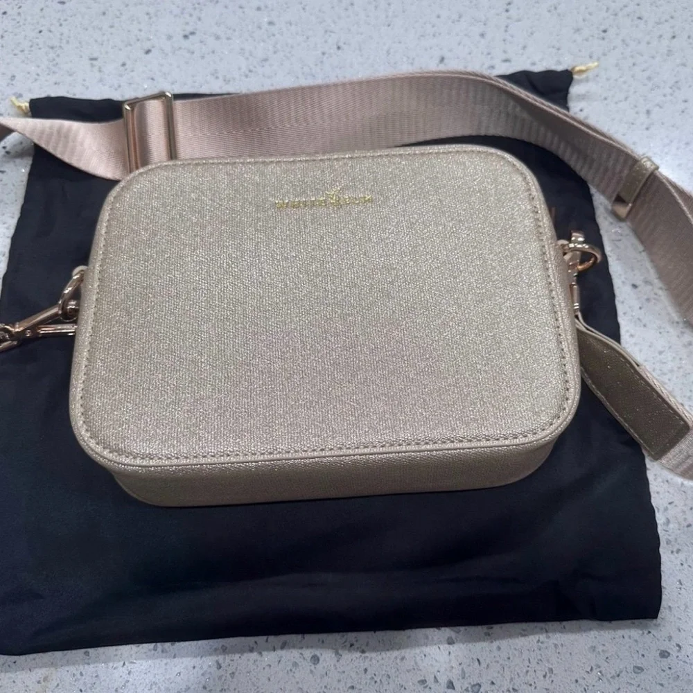 NWT White Elm Limited Edition Color Gold Sparkle Bexley with Dust bag - Picture 4 of 9